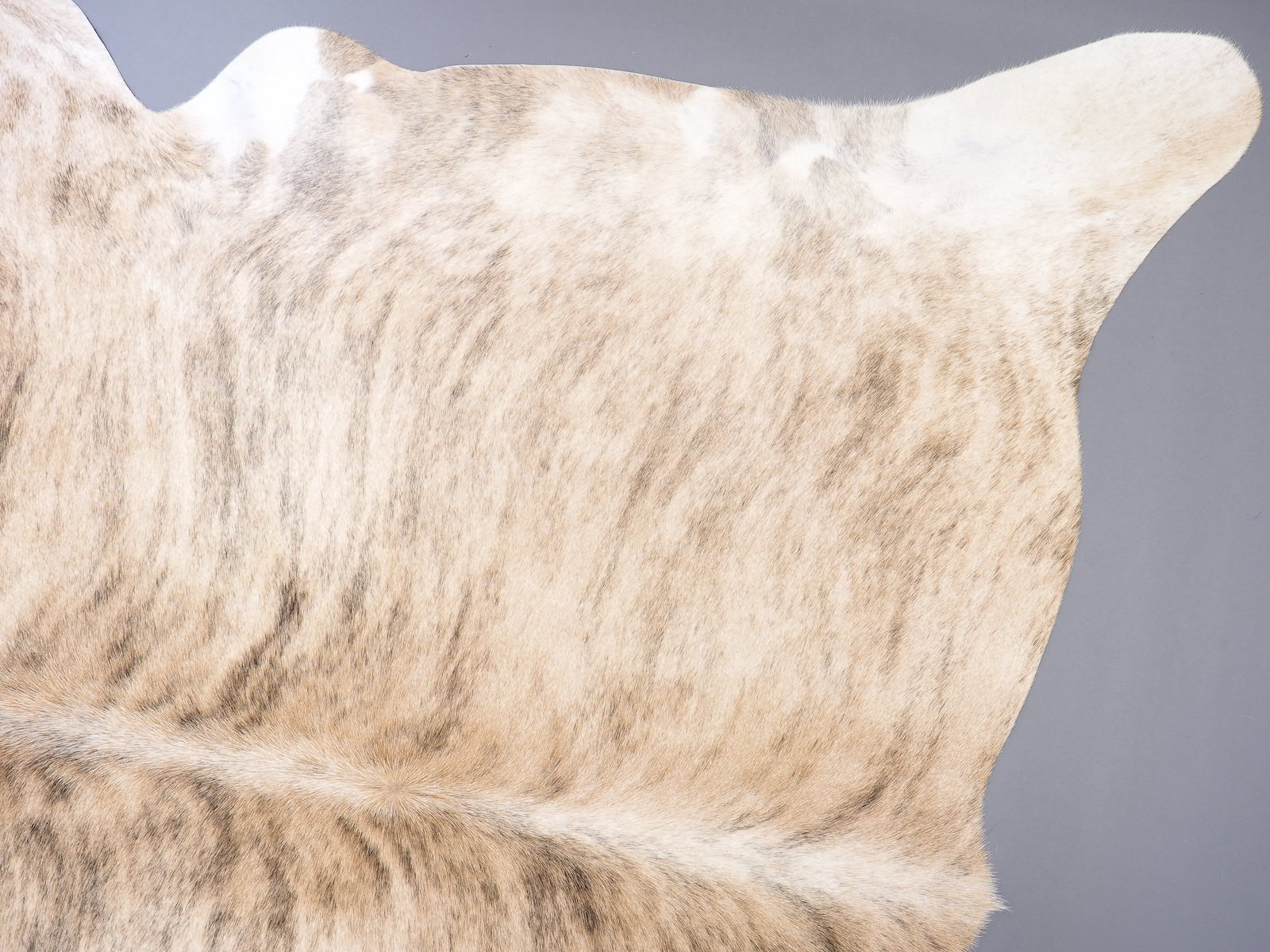 Коровья шкура натуральная тигровая серо-бежевая арт.: 29388