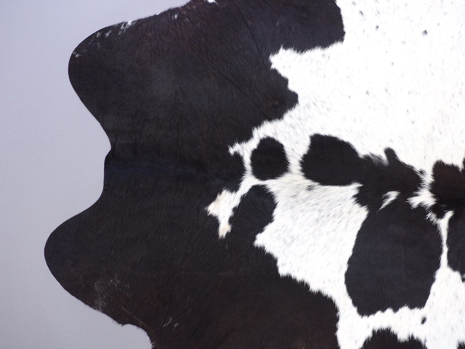 Ковер шкура коровы черно-белая красноватая арт.: 30128 - p30128_6