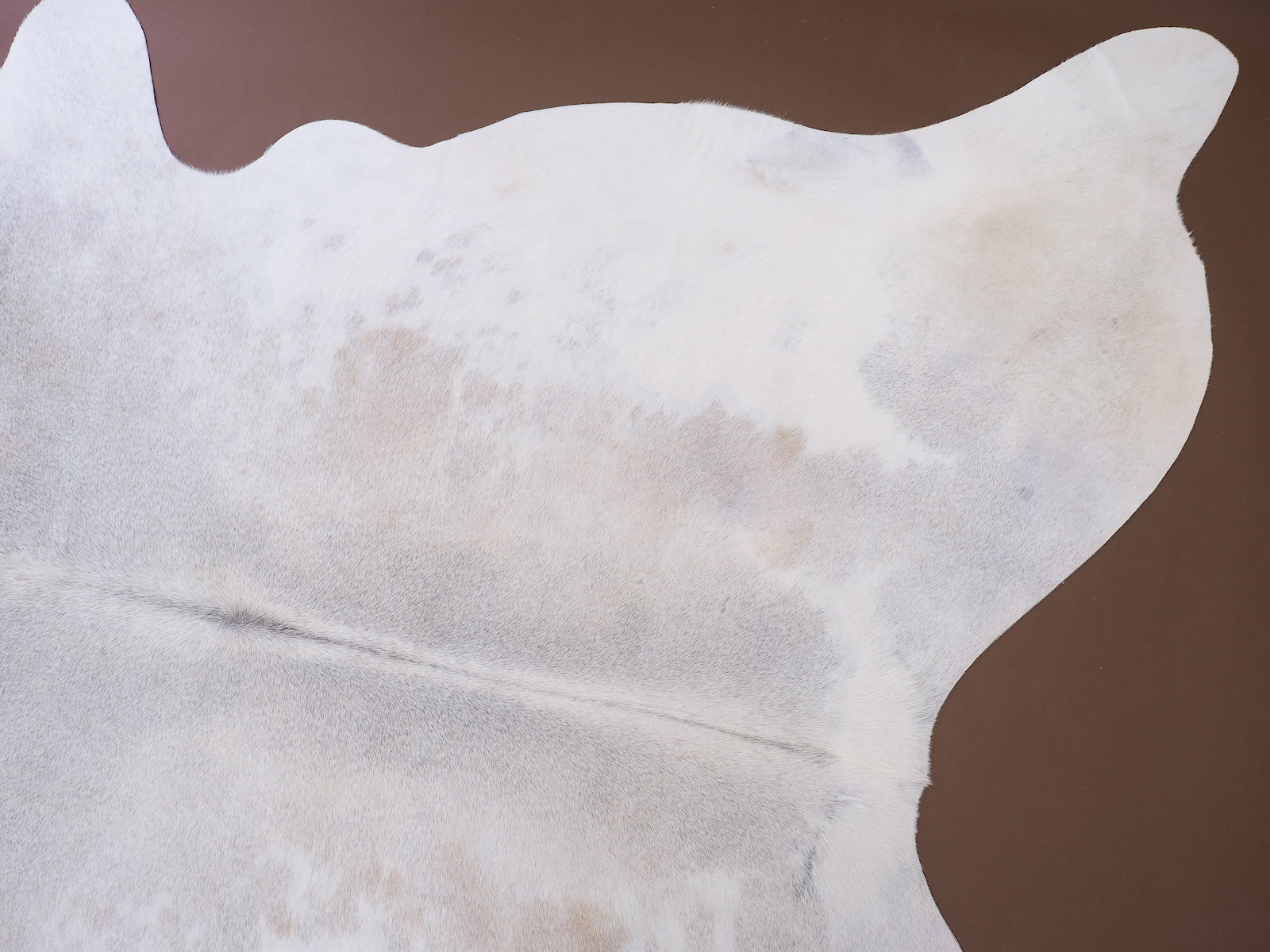 Натуральная шкура коровы серо-бежевая арт.: 30131