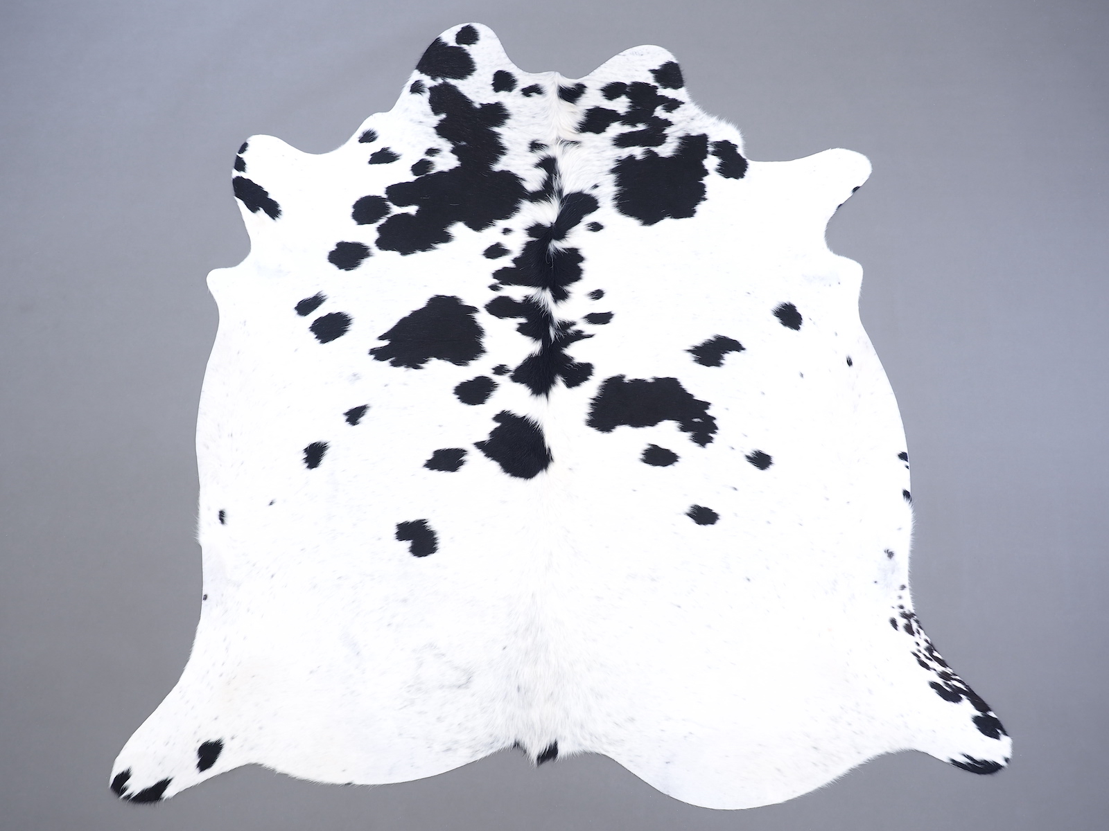 Ковер шкура коровы на пол черно-белая арт.: 30201 - 30201_10