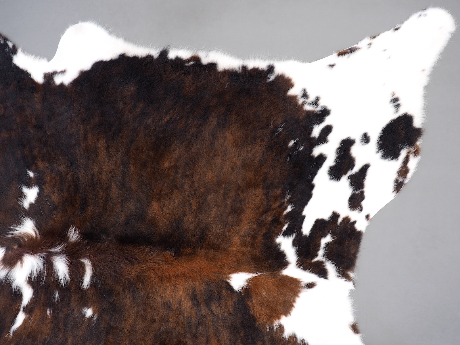 Коровья шкура натуральная ковер трехцветная арт.: 30288