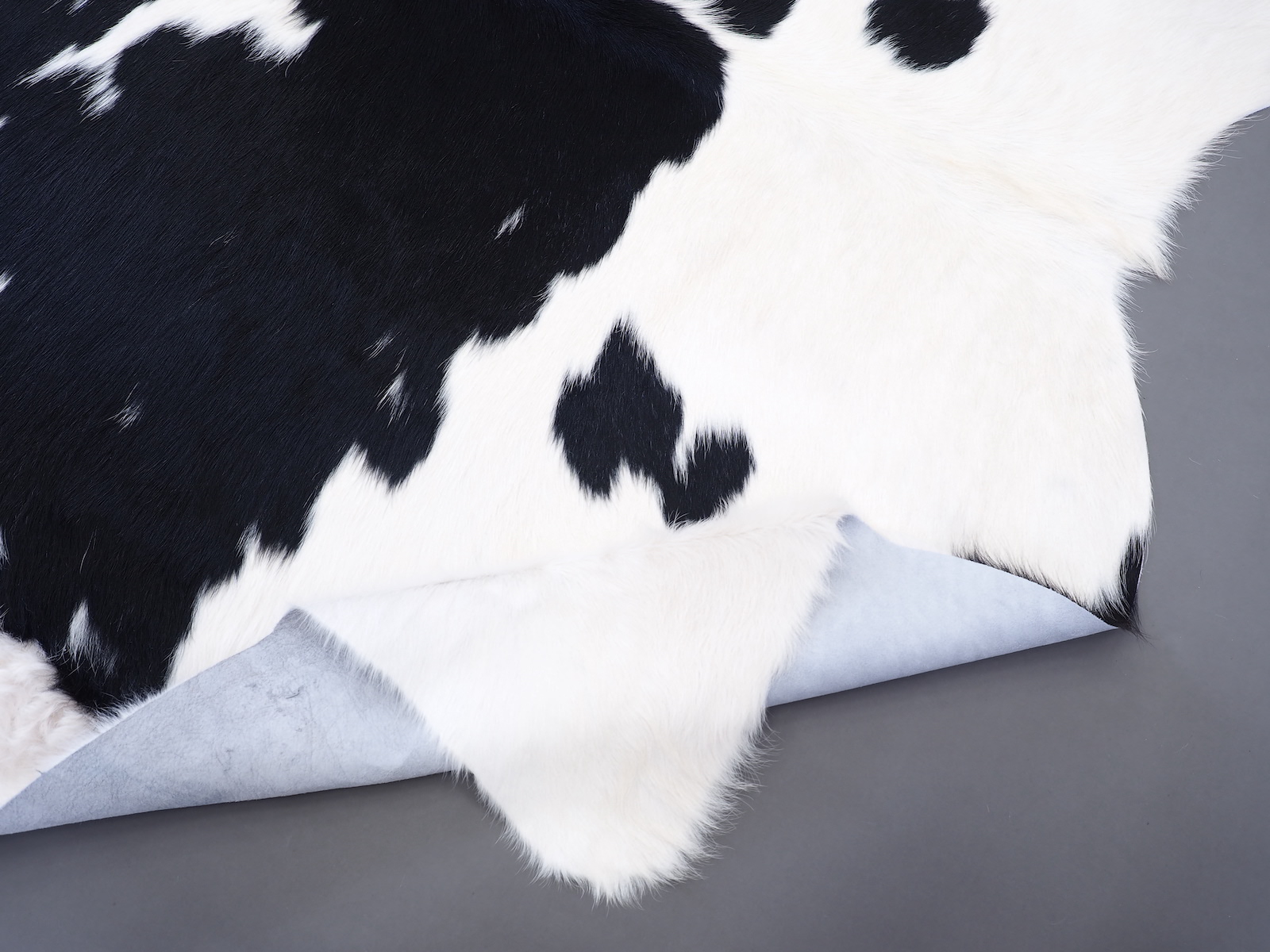 Ковер шкура коровы на пол черно-белая арт.: 30309 - p30309_9